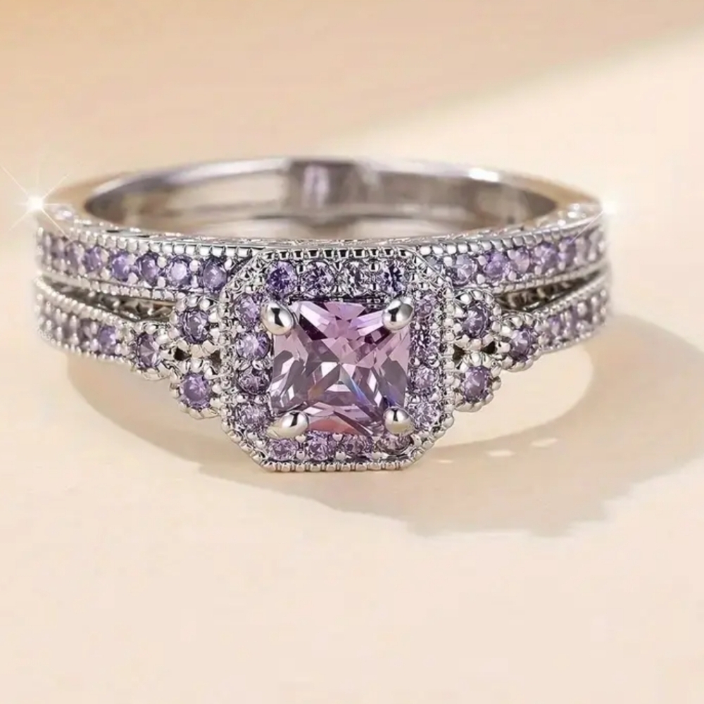 New 2 pc purple women's ring set - Picture 3 of 3